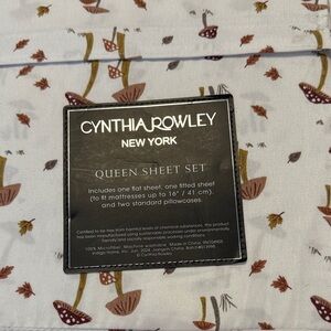 Cynthia Rowley Queen Sheet Set - White with Brown and Red Mushroom Design